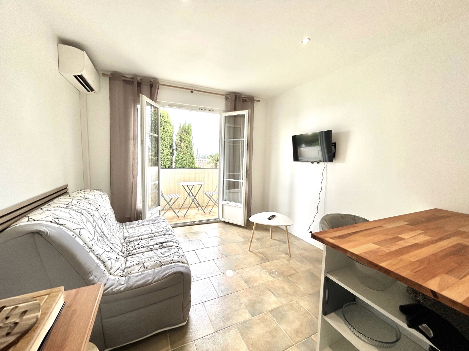 Holiday rental French Riviera - apartment 128